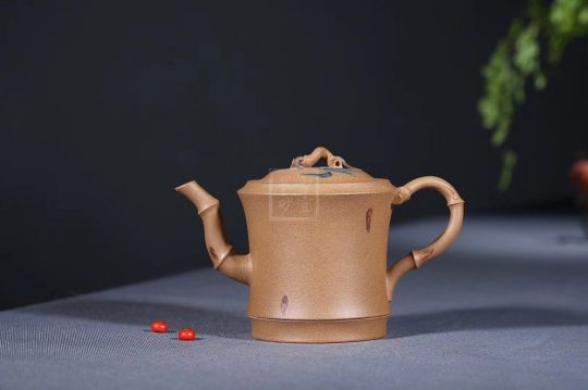 《湘妃竹(送同款茶葉罐)》宜興紫砂壺高級工藝美術師手工茶壺茶具260 《湘妃竹(送同款茶葉罐)》宜興紫砂壺高級工藝美術師手工茶壺茶具260